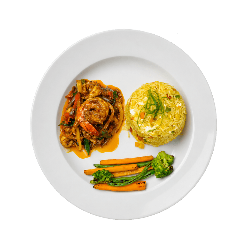 Chicken and prawn entrée with seasonal garnish